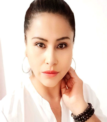 LoveJoyn: Bertha Galán